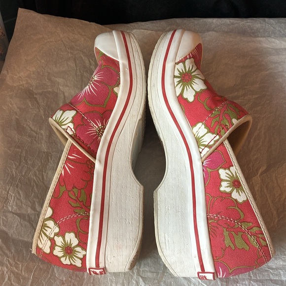 Dansko Vegan Volley Canvas Clogs Tropical Floral Red Pink Hawaiian Shoes Size 40 - Picture 12 of 15